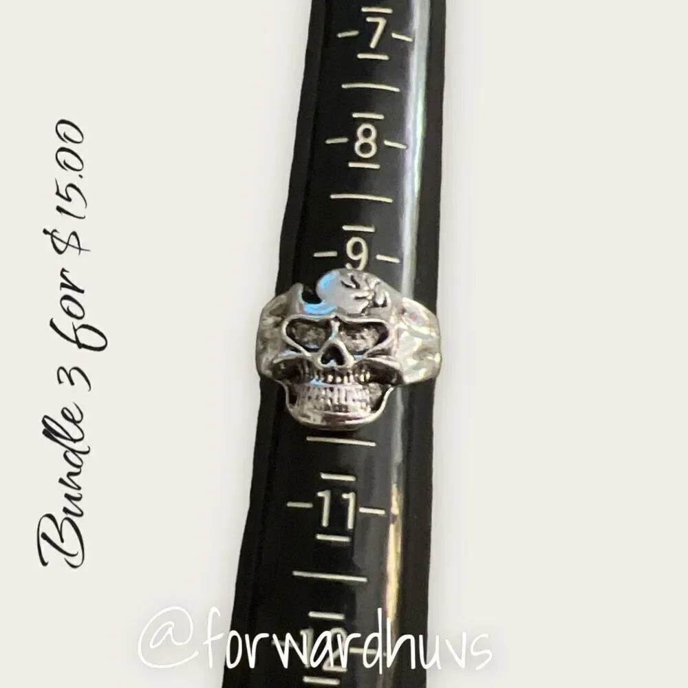 Bundle Sale 3 for $15 | Silver Tone Skull Ring Size 10